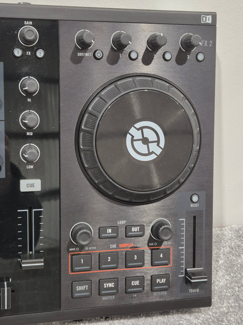 Native Instruments Traktor Kontrol S2 MK I - 2-Channel Digital DJ Controller - Image 2