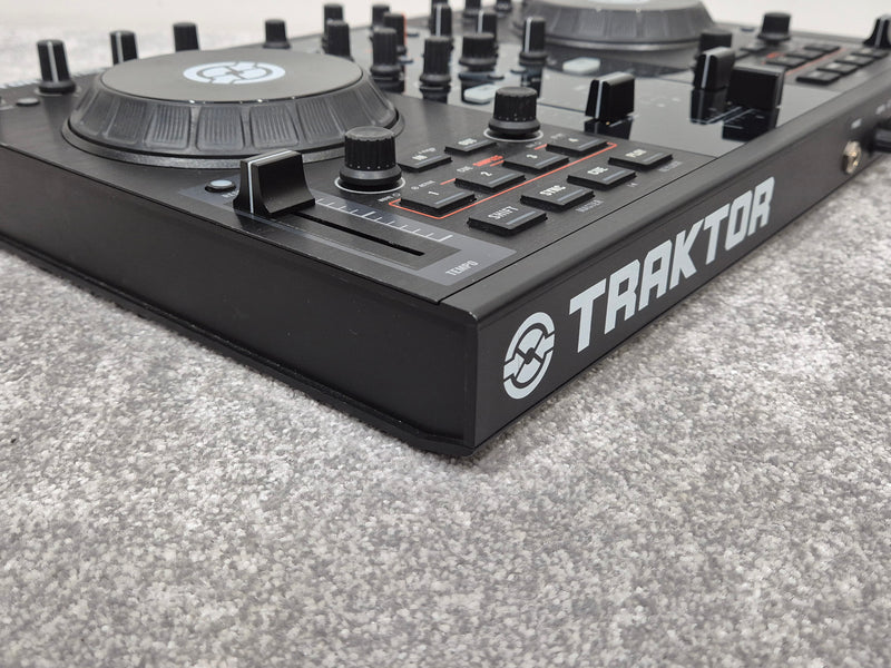 Native Instruments Traktor Kontrol S2 MK I - 2-Channel Digital DJ Controller - Image 4