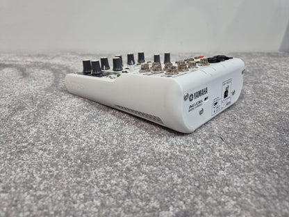 Yamaha AG06 Interface - Versatile and High-Quality Interface