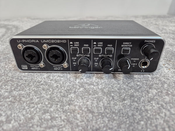 Behringer UMC202HD -  2-inputs and 2-outputs USB Audio Interface