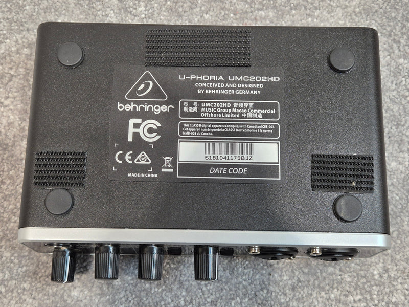 Behringer UMC202HD -  2-inputs and 2-outputs USB Audio Interface - Image 6