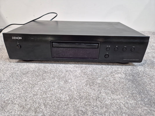 Denon DCD-520AE - CD Player with Remote Control and Manual