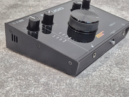 M-Audio AIR 192/4 - Audio Interface Designed for Recording, Podcasting and Streaming