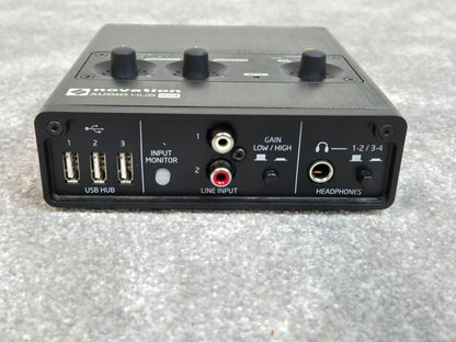 Novation Audio Hub 2x4 - Audio Interface
