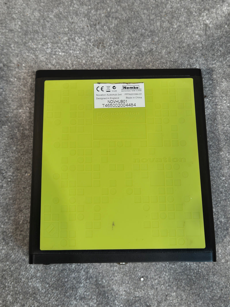 Novation Audio Hub 2x4 - Audio Interface - Image 8