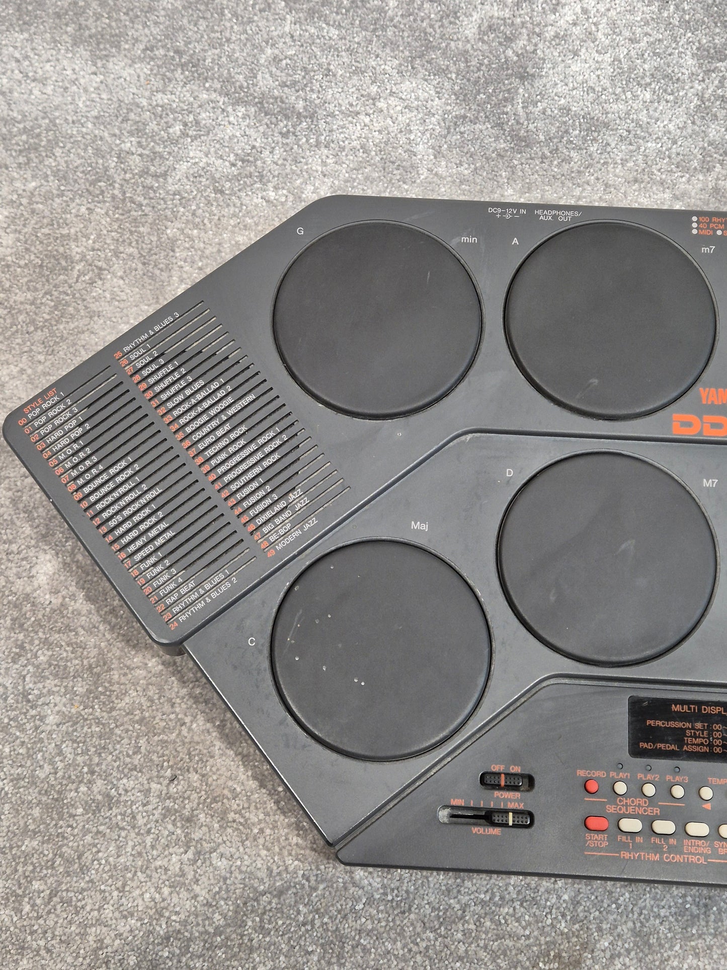 Yamaha DD-11 - Vintage Electronic MIDI Drum Machine
