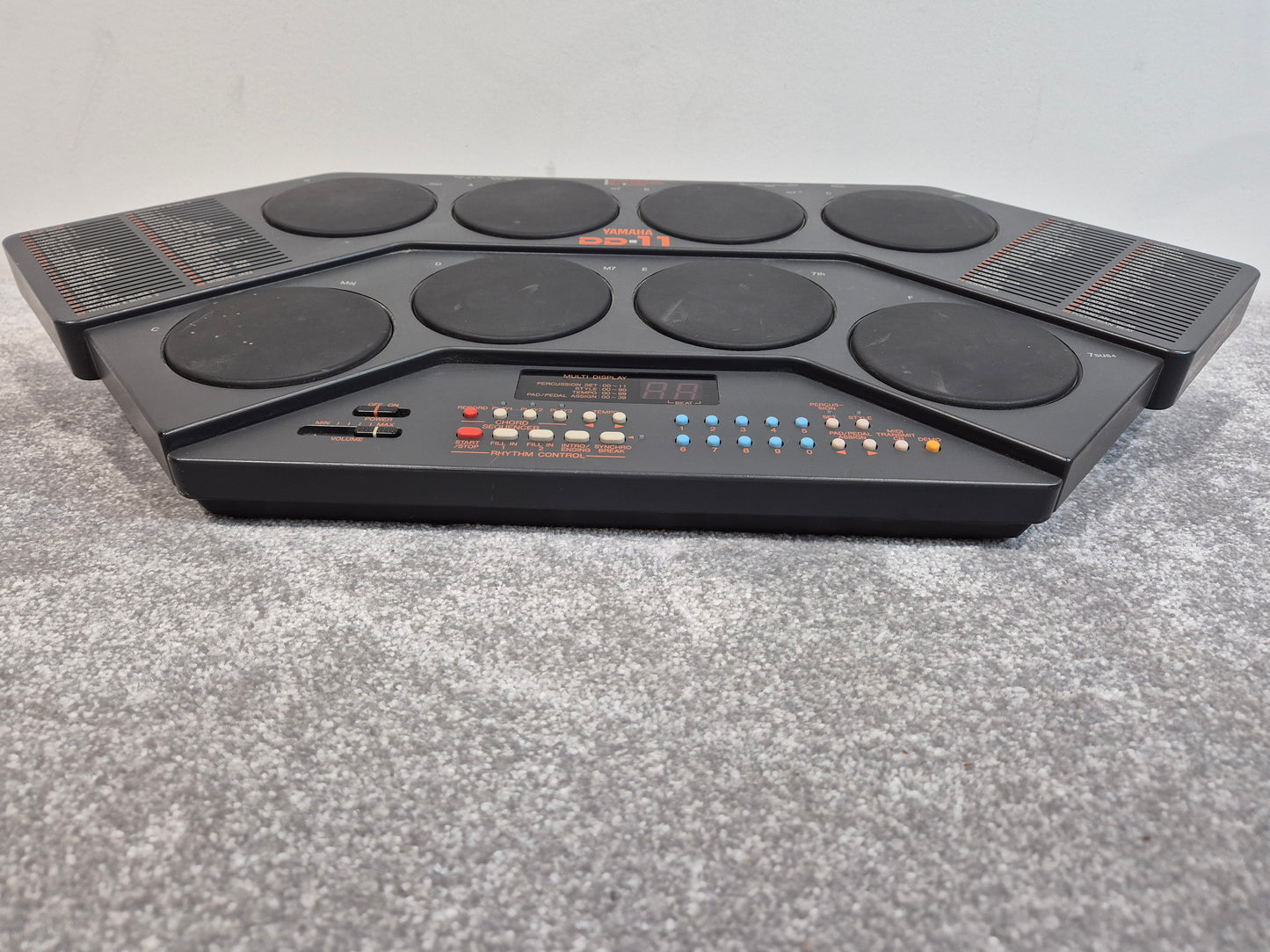 Yamaha DD-11 - Vintage Electronic MIDI Drum Machine