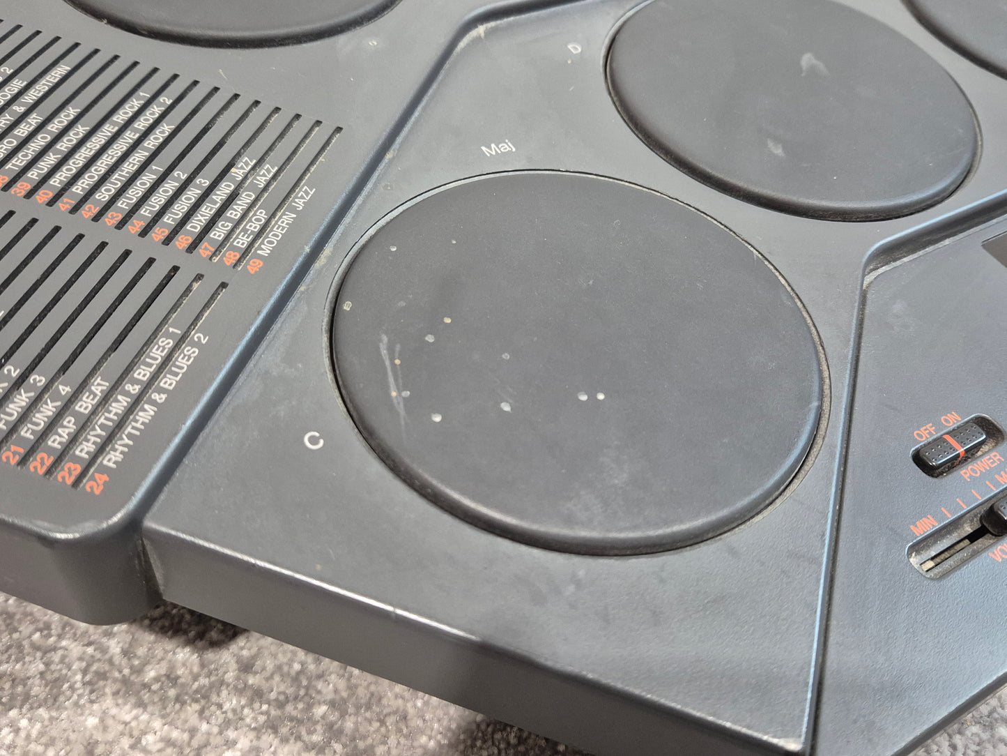 Yamaha DD-11 - Vintage Electronic MIDI Drum Machine