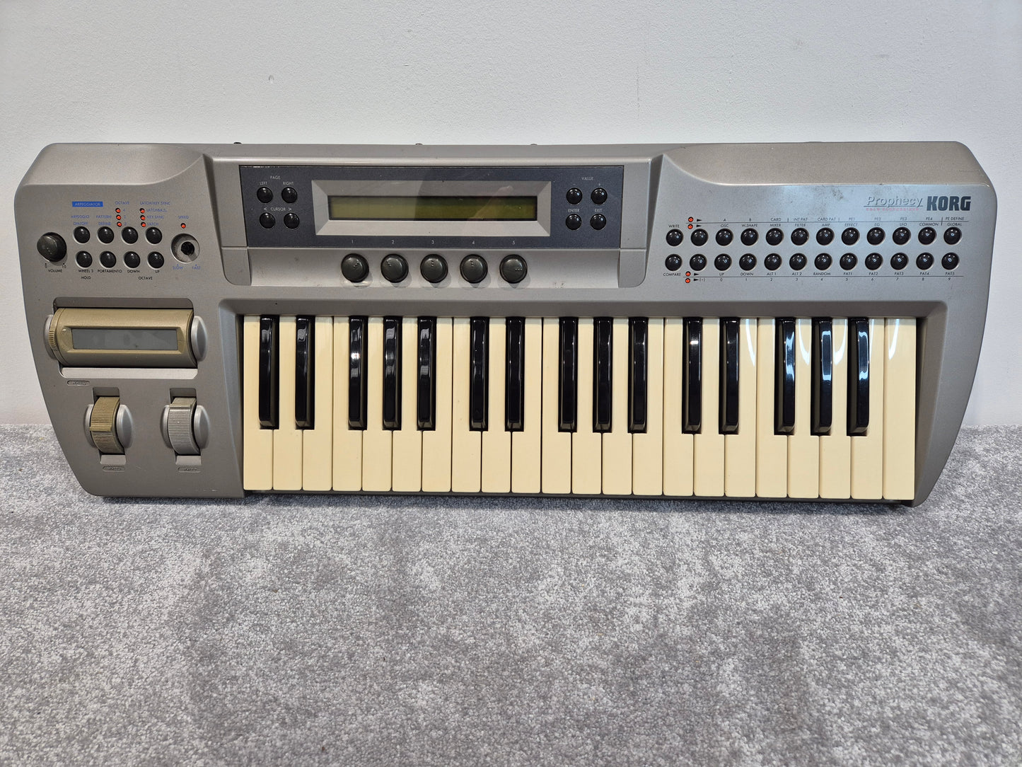 Korg Prophecy SSP-1 - Monophonic Synthesizer Keyboard