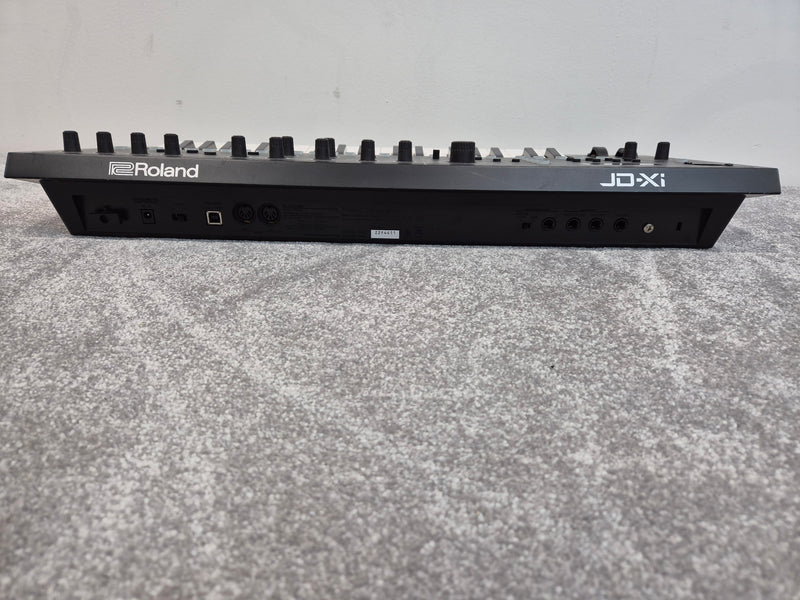 Roland JD-XI - Interactive Crossover Synthesizer w/ Original Box - Image 4