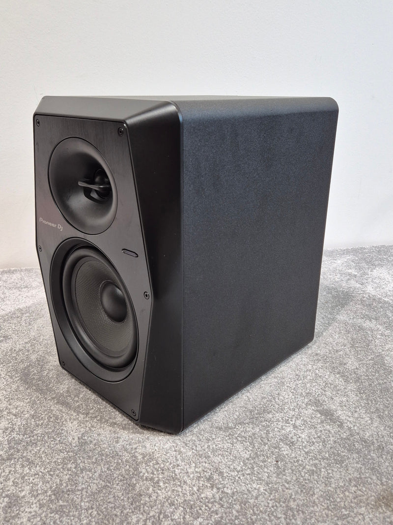 Pioneer DJ VM-70 - Bi-amp 2-way Active Speaker w/ Original Box - Image 2