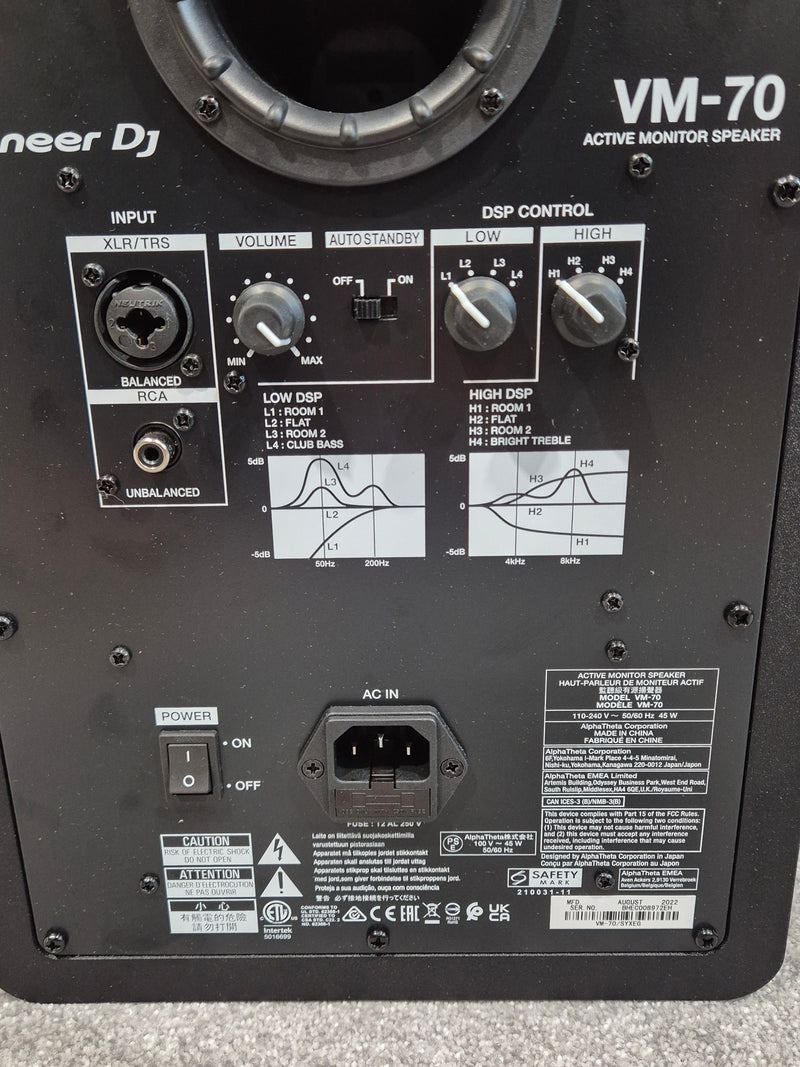 Pioneer DJ VM-70 - Bi-amp 2-way Active Speaker w/ Original Box - Image 5