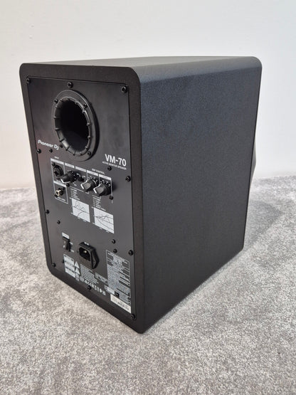 Pioneer DJ VM-70 - Bi-amp 2-way Active Speaker w/ Original Box