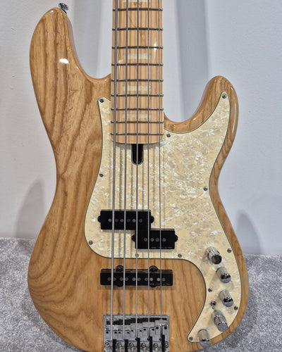 Sire Marcus Miller P7 - 5 String Bass Guitar w/ Hard Case