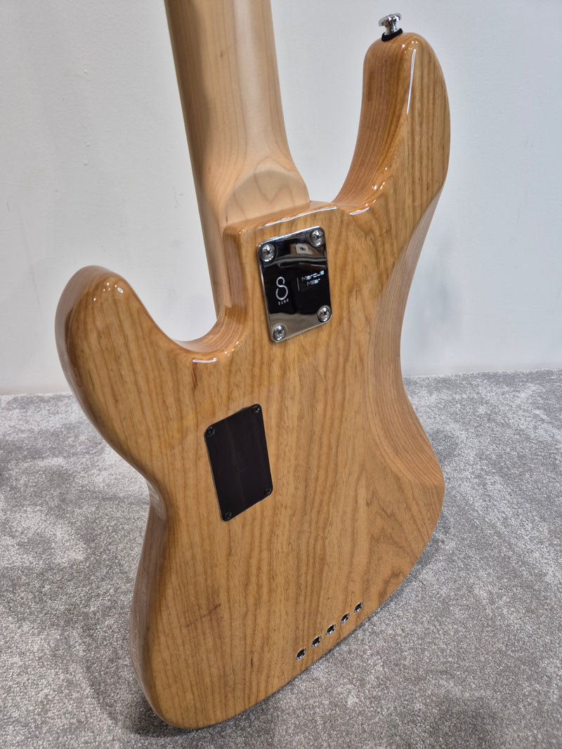 Sire Marcus Miller P7 - 5 String Bass Guitar w/ Hard Case - Image 9