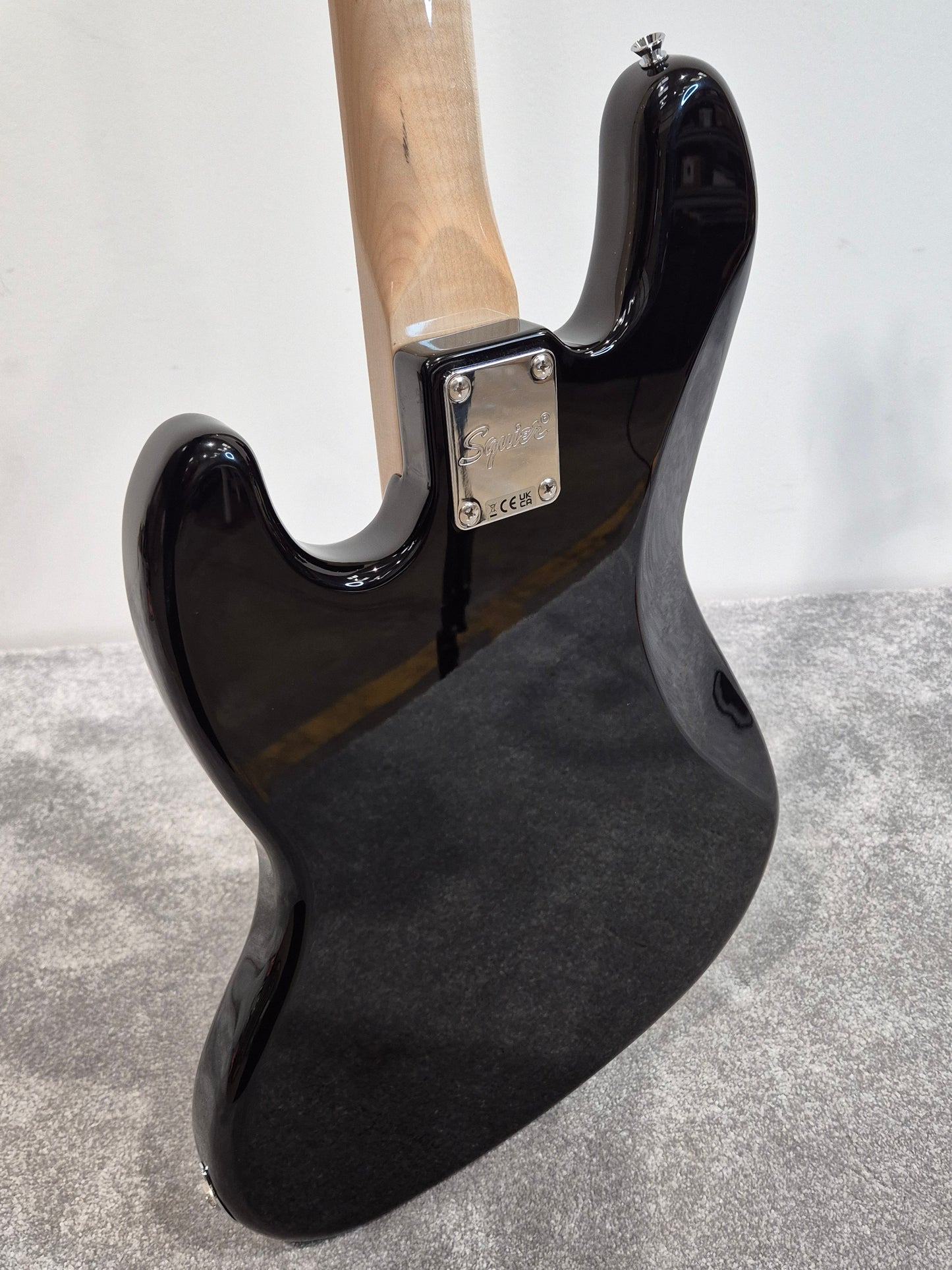 Squier Paranormal Series 54 Jazz Bass - Black and Gold w/ Soft Gig Bag