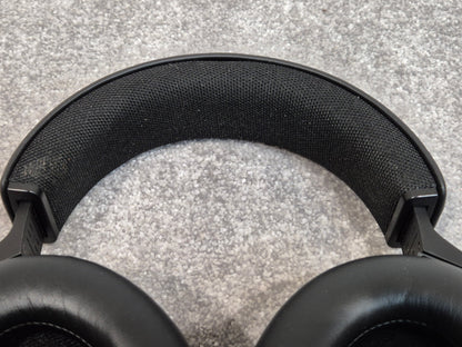 Shure SRH840A - Headphone w/ Shure Carrying Bag