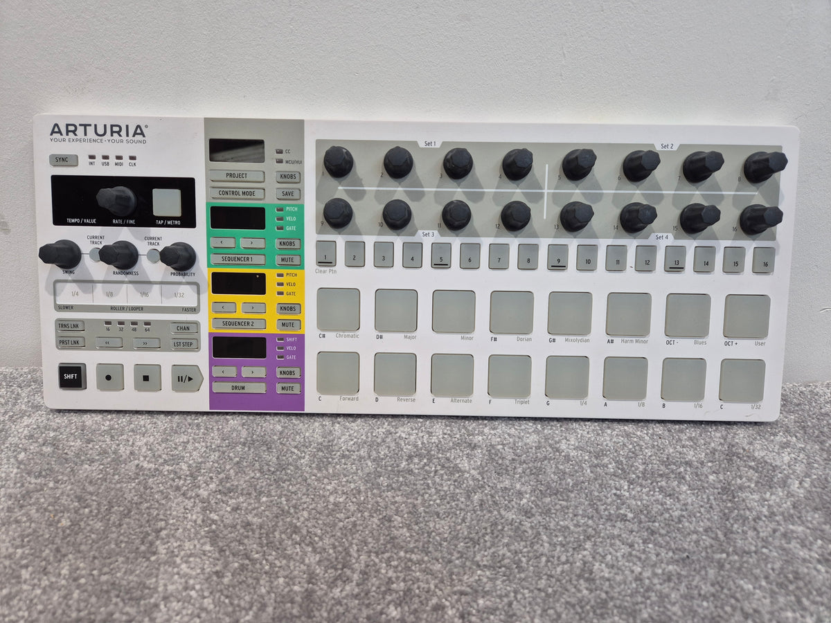 Arturia BeatStep Pro - Versatile Controller and Performance Sequencer