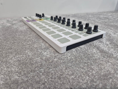 Arturia BeatStep Pro - Versatile Controller and Performance Sequencer