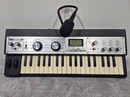 Korg microKORG XL Professional Analogue Modelling Synthesizer with Vocoder