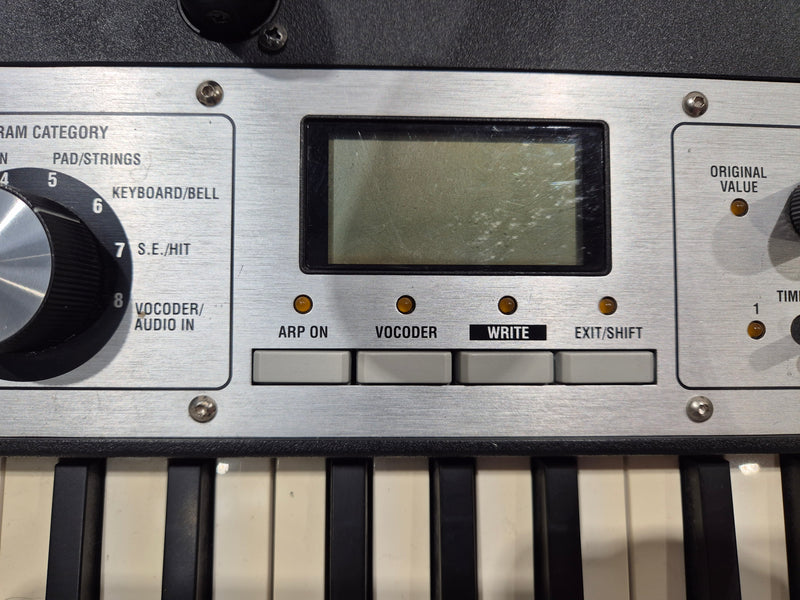 Korg microKORG XL Professional Analogue Modelling Synthesizer with Vocoder - Image 4