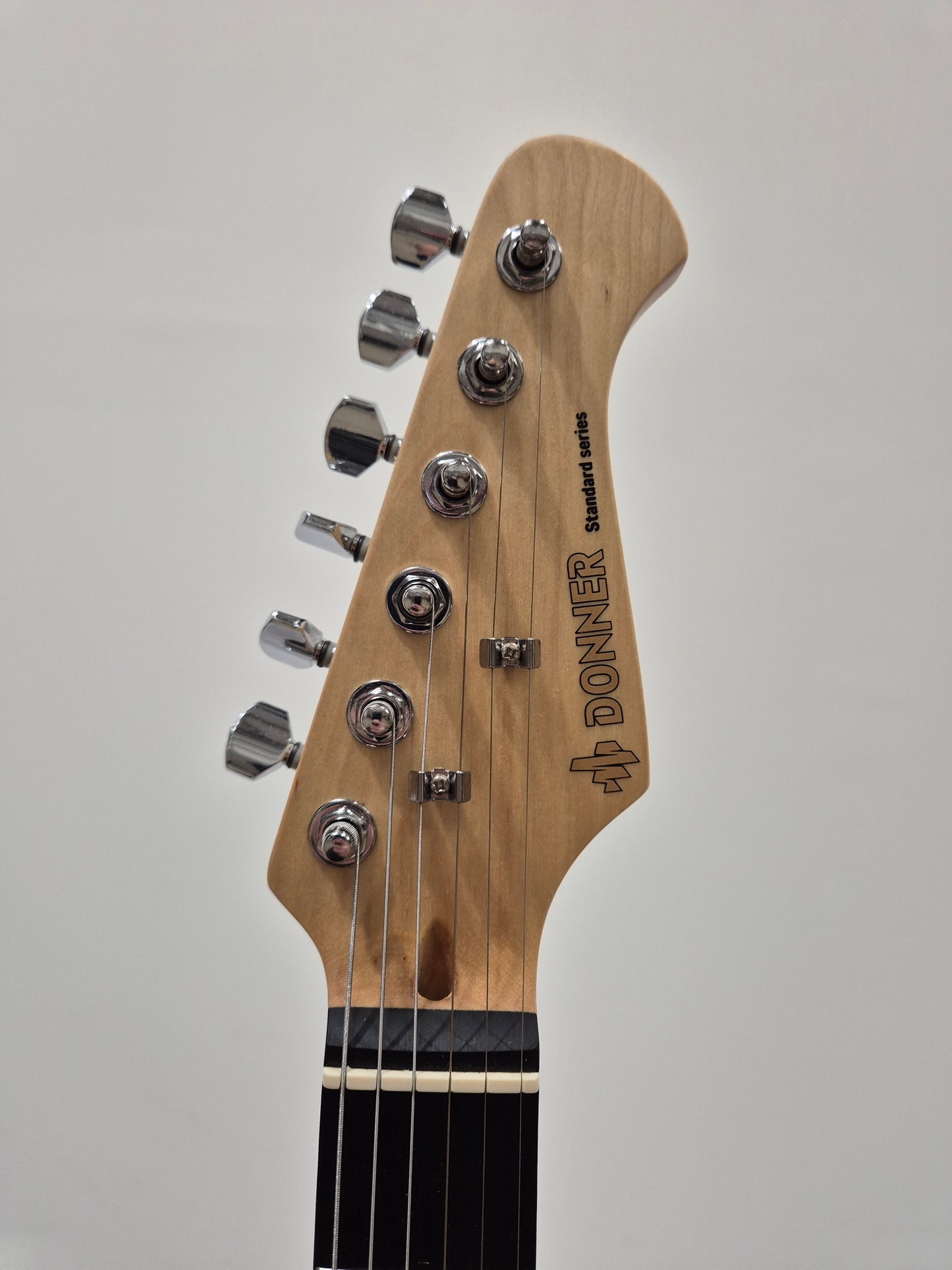 Donner Standard Series - Electric Guitar - Sunburst w/ Donner Soft Gig Bag