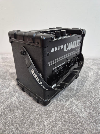 Roland Micro Cube - Portable Guitar Amplifier - Battery or Mains Power