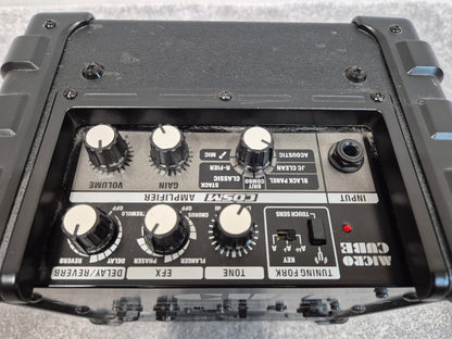 Roland Micro Cube - Portable Guitar Amplifier - Battery or Mains Power