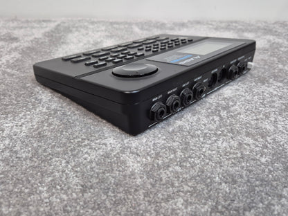 Alesis SR16 - Professional Sounds Drum Machine w/ Original Box