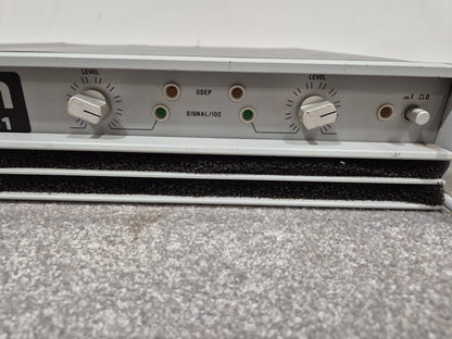 Amcron Macro-Tech 2401 - Dual-Channel Power Amplifier w/ Manual
