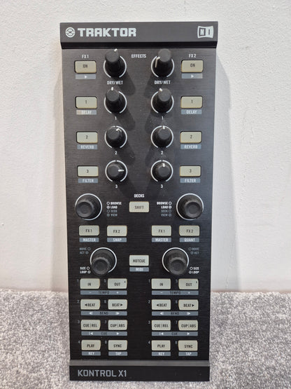 Native Instruments Traktor Kontrol X1 - USB DJ Controller w/ Soft Case