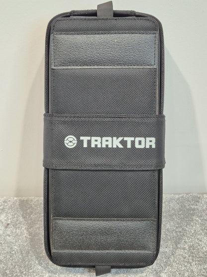 Native Instruments Traktor Kontrol X1 - USB DJ Controller w/ Soft Case