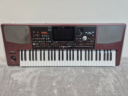 Korg PA1000 Professional Arranger - 61-keys Semi-Weighted Keyboard w/ Original Box