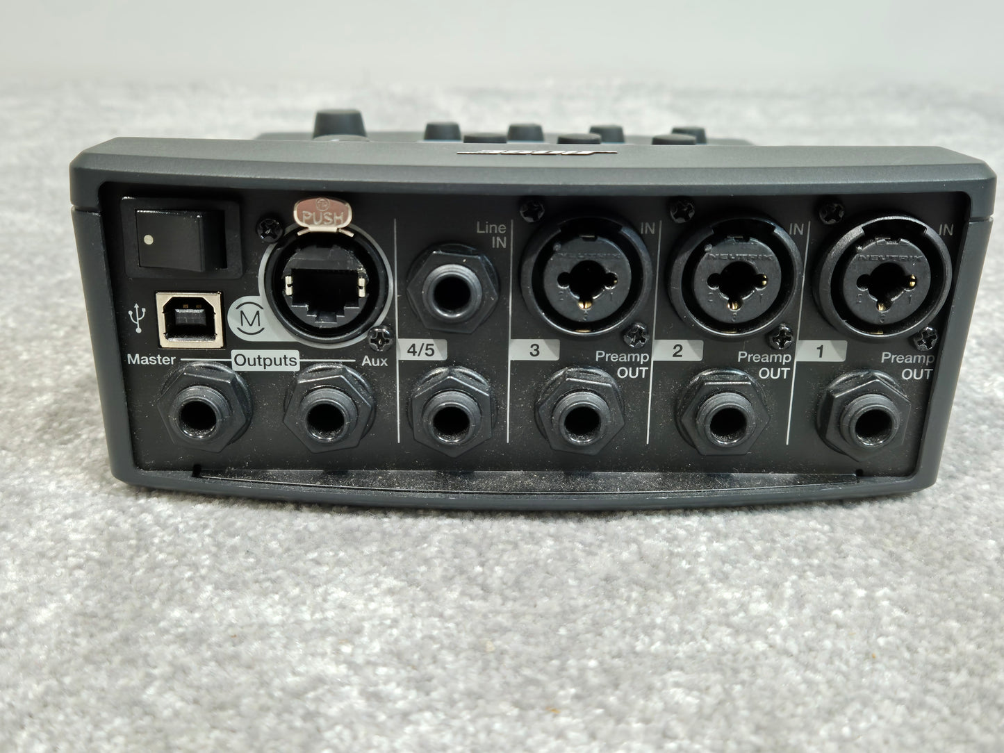 Bose L1 Model II with 2x B1 Bass Modules and T1 ToneMatch Engine - Advanced Portable PA System