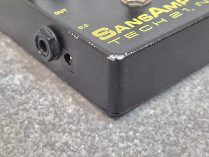 Tech 21 SansAmp GT2- Tube Amp Emulation Pedal