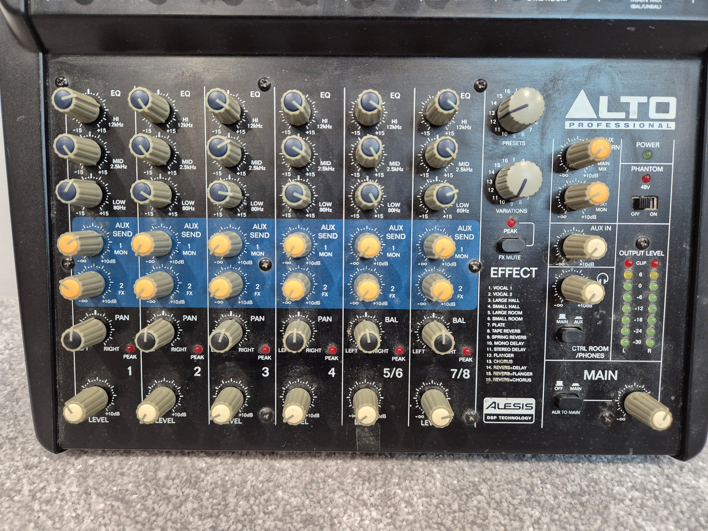 Alto Professional ZMX122FX - 8-Channel, 2-Bus Professional Mixer