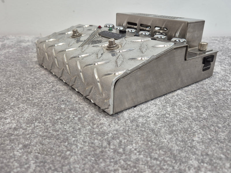 Mesa V Twin Amp - All-Tube Dual Channel Preamp Pedal - Image 9