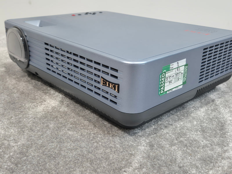 Eiki LC-XB21A – XGA LCD Projector – Excellent w/ Flight Case, Remote, Manual & Accessories - Image 6