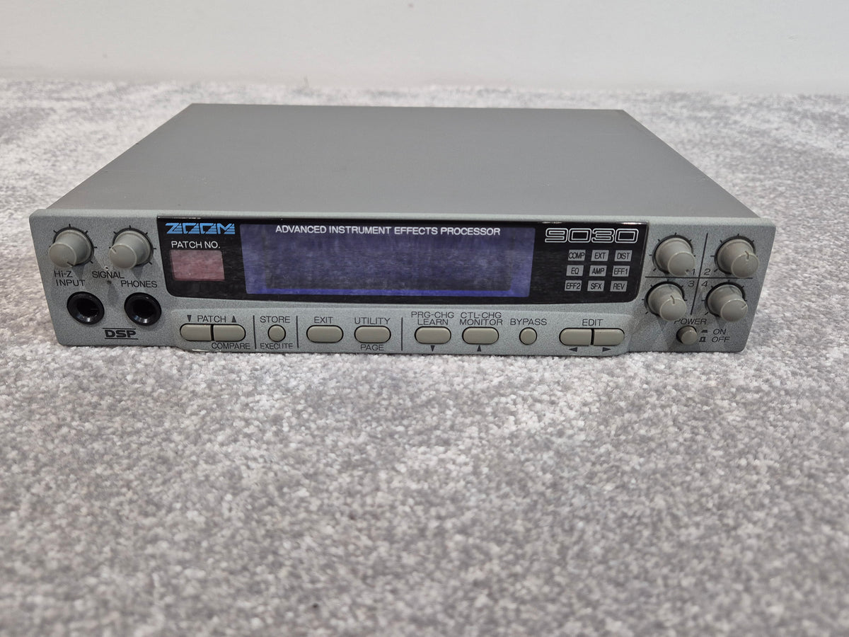 Zoom 9030 - Advanced Instrument Multi Effects Processor (Spares or Repairs)