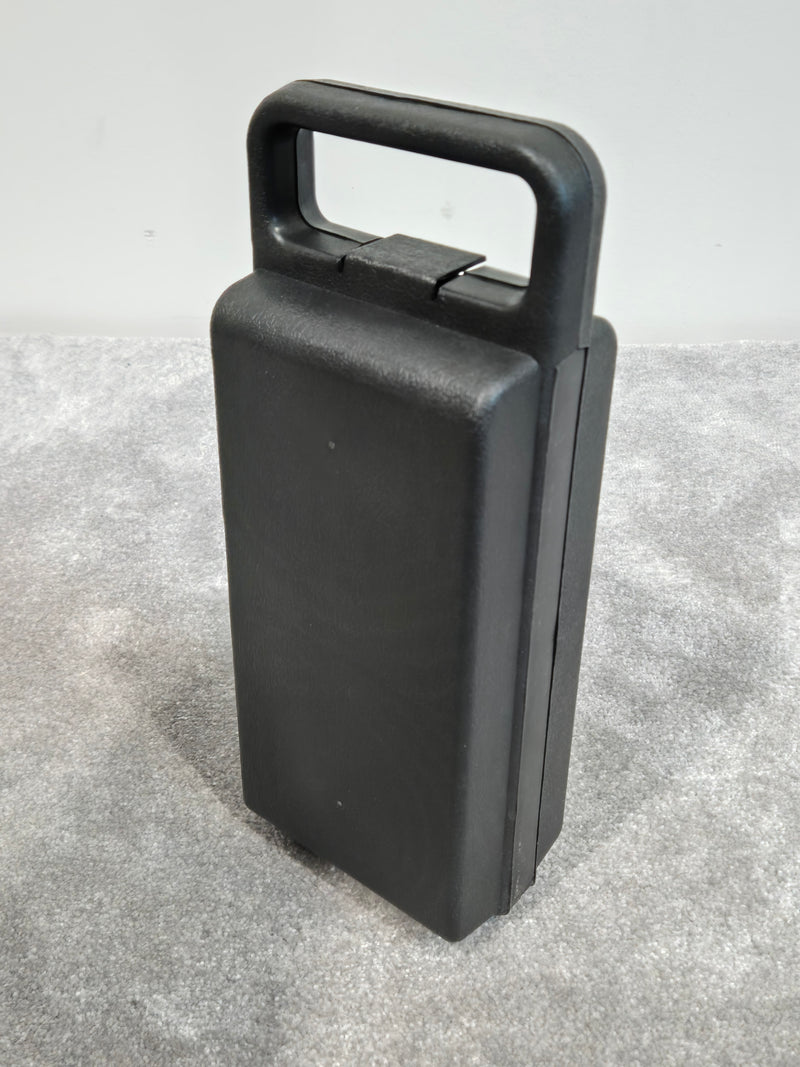 Shure SM57 - Low-Impedance Cardioid Dynamic Microphone w/ Case - Image 4
