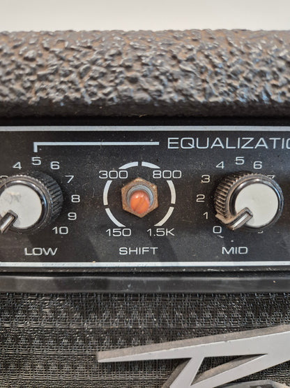 Peavey TKO 65 - Solid-State Bass 65 watts Combo Amplifier