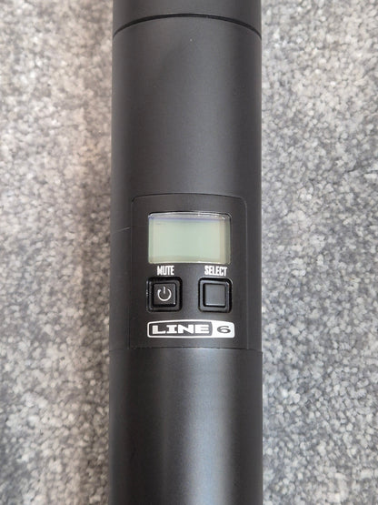 Line 6 XD-V55 - Digital Wireless Headset Microphone System w/ Soft Case