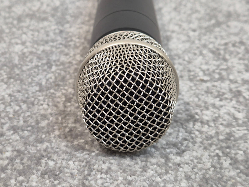 Line 6 XD-V55 - Digital Wireless Microphone System w/ Soft Case - Image 12