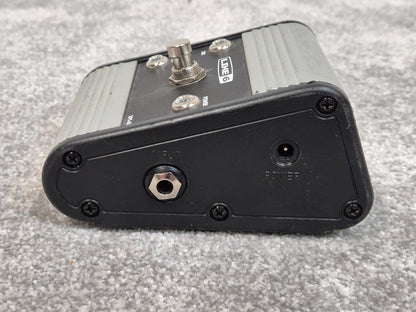 Line 6 XPS-AB - Direct Box - A/ B Switch For Variax Guitars w/ Power Supply