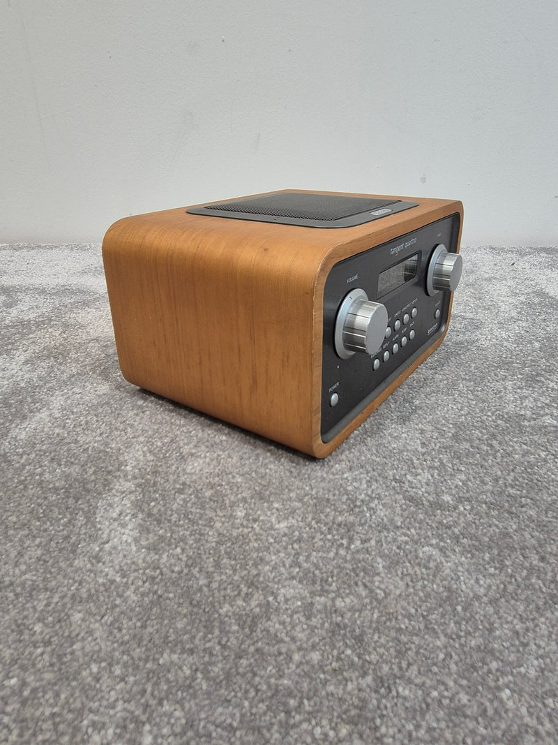 Tangent Quattro MK2 Internet Radio - Retro Design - Excellent w/ Power Supply - Image 3