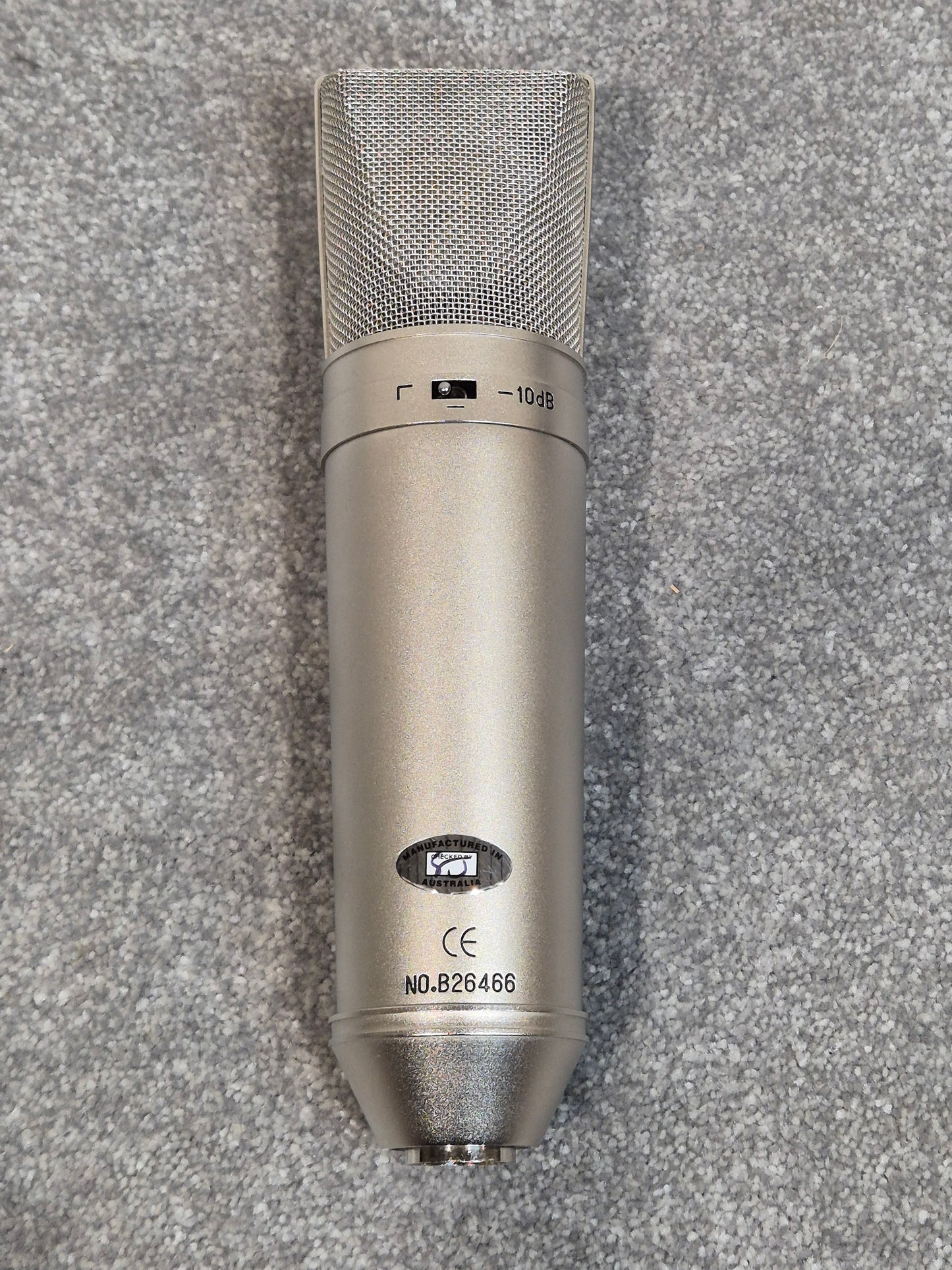 Rode NT2 - Мulti-Pattern Condenser Мicrophone w/ Flight Case