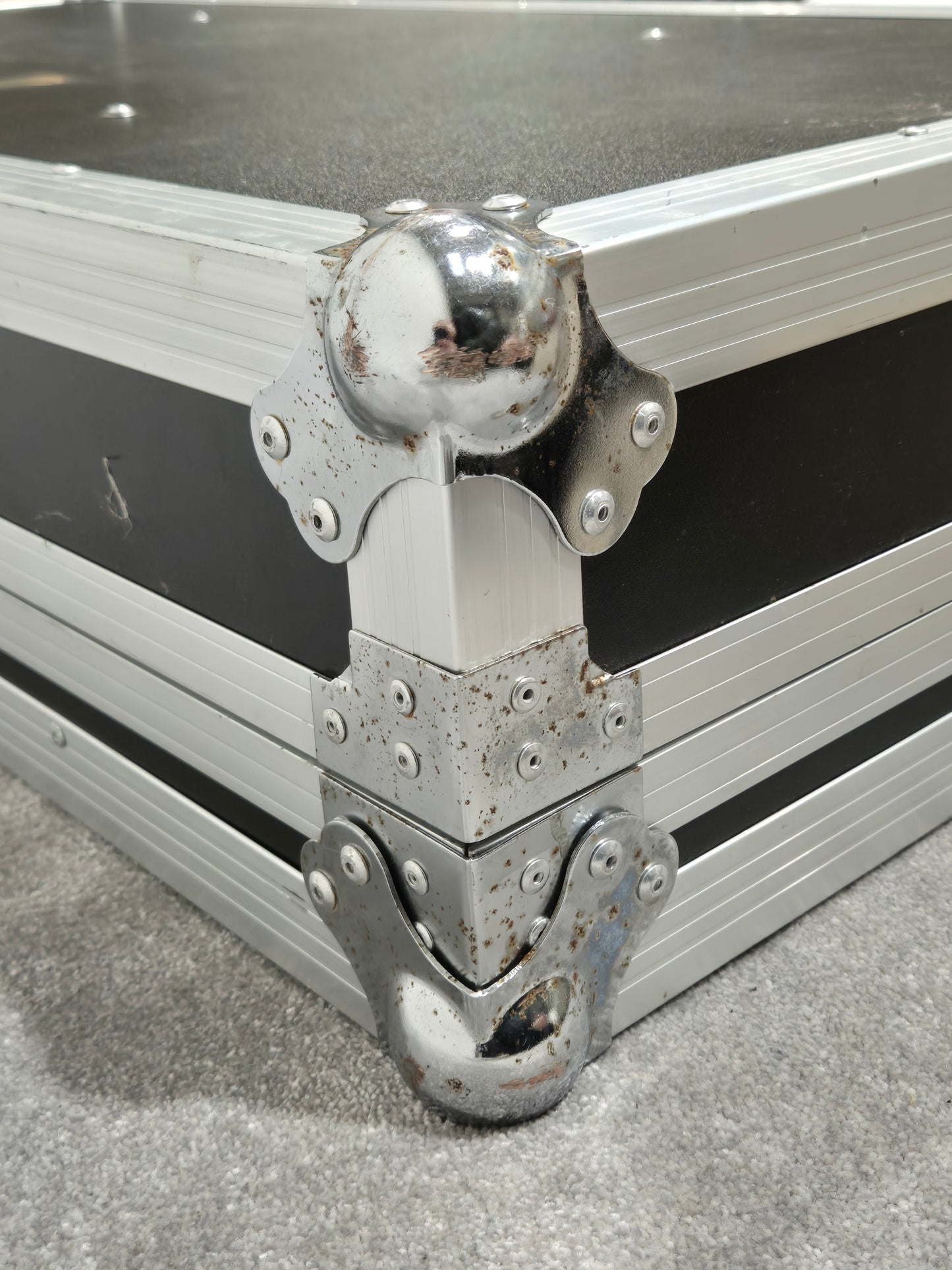 Kamkase Flight Case - Designed for DJ Equipment