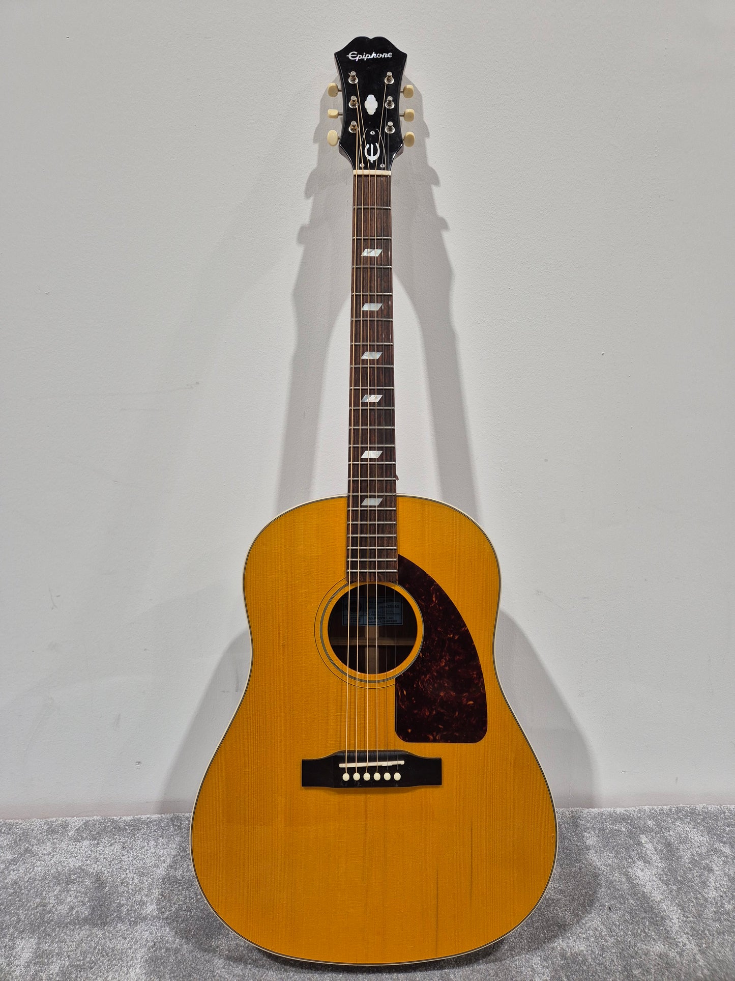 Epiphone FT-79 - Jumbo Type Acoustic Flattop Guitar