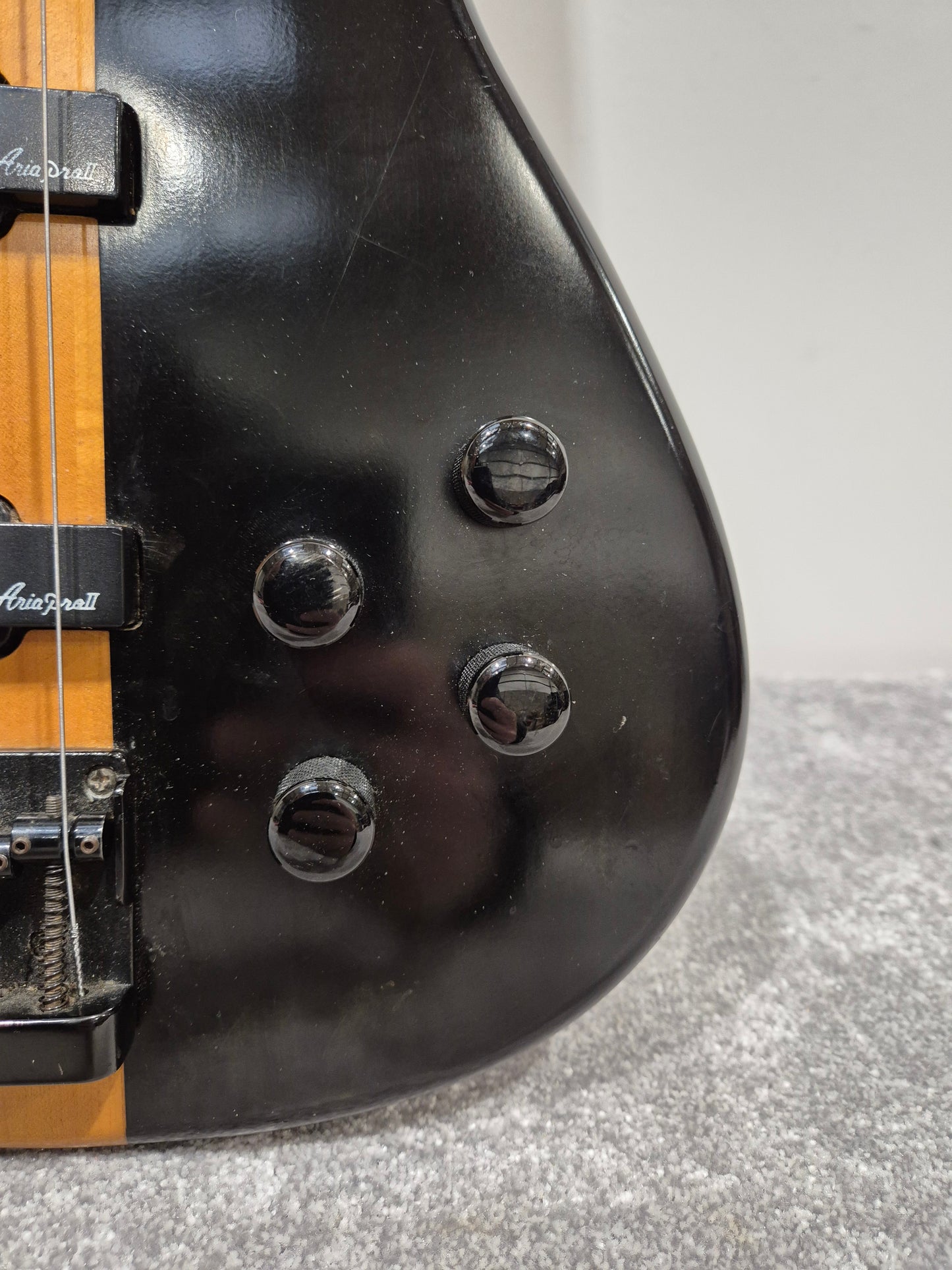 Aria Pro II 6 String Avante 24 Fret Electric Bass Guitar - Black