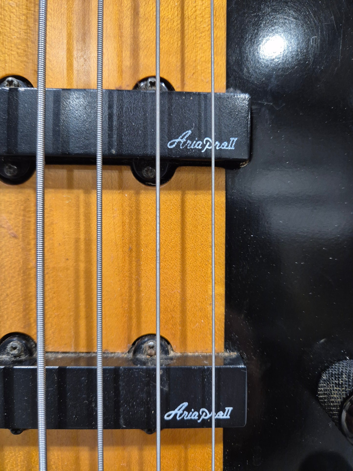 Aria Pro II 6 String Avante 24 Fret Electric Bass Guitar - Black